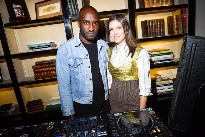 ����� ���������� �������� ������� � ������