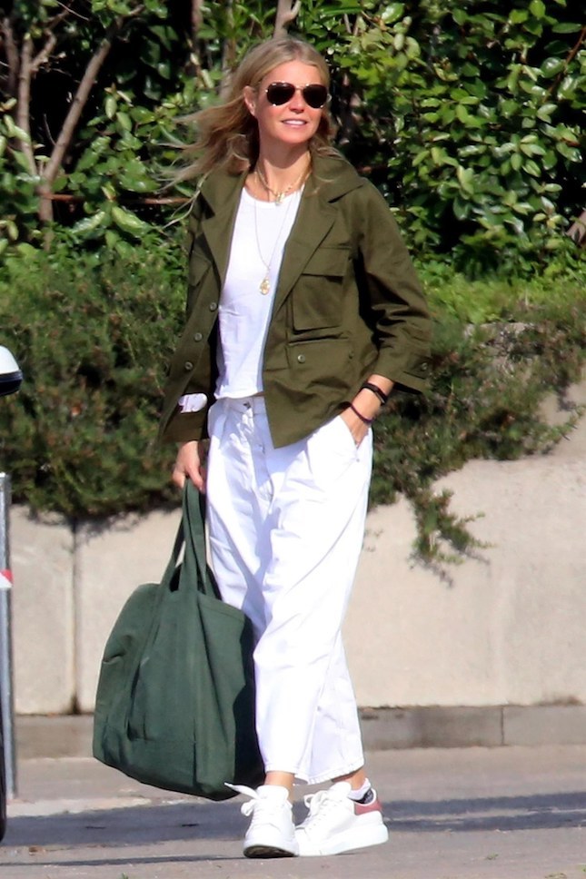 ������ ������� � ���������� Alexander McQueen � ������