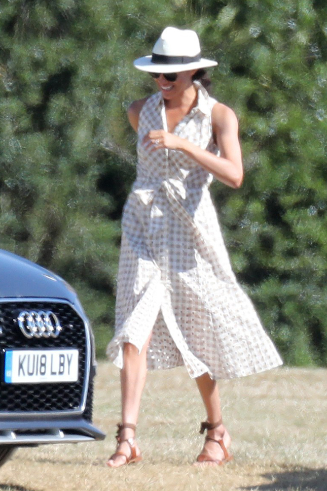 ����� ����� � ������ Shoshanna � ��������� Sarah Flint � ������