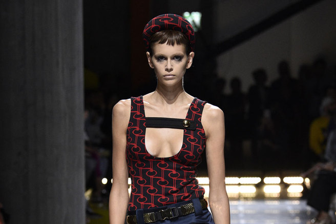 ���������� �� ������ Prada �����-���� 2019