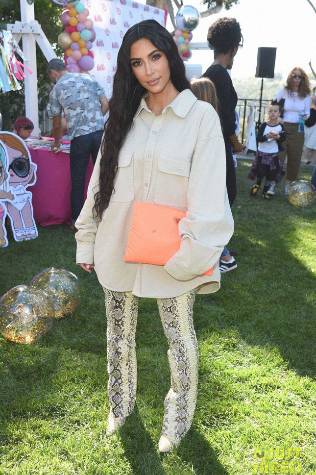 ��� ��������� � ������ Prada �� ������ L.O.L. Surprise � ���-���������