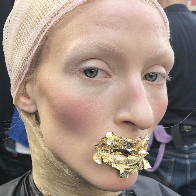 ��������� ������ ������ ������ �� ������ Thom Browne �����-���� 2019