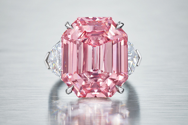 �������� ������� ��������� �� ������ Christie's