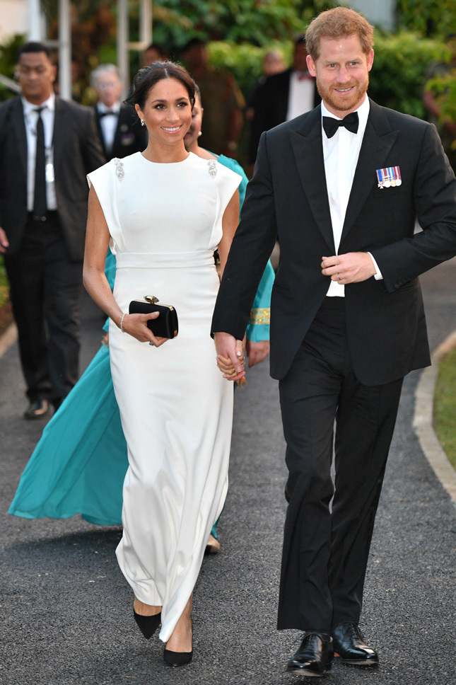 ����� ����� � Theia � ����� ����� � �����