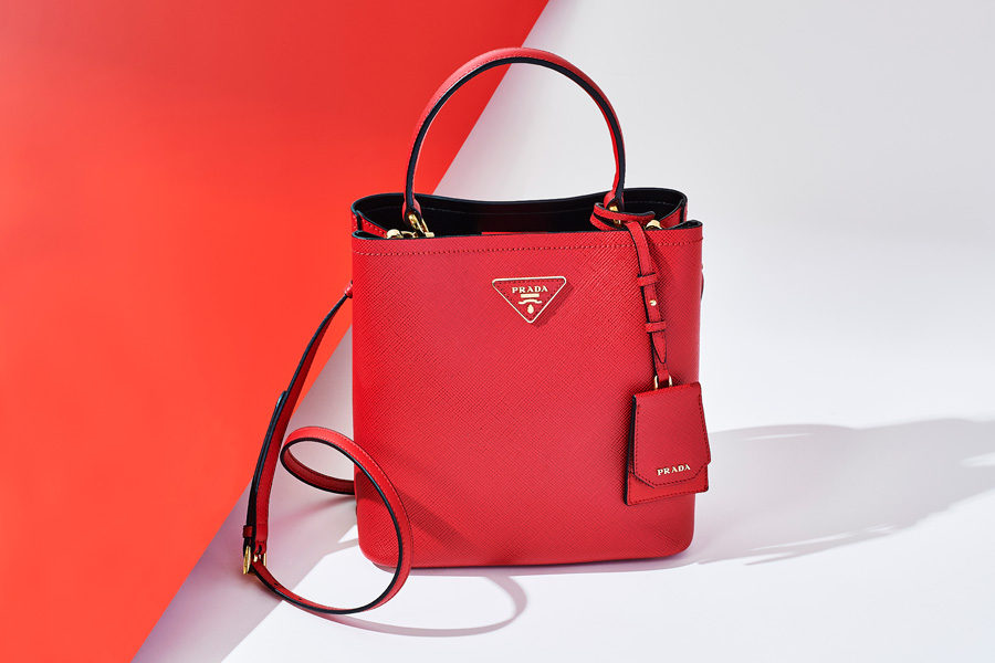 ���� ���: ����� Prada Panier