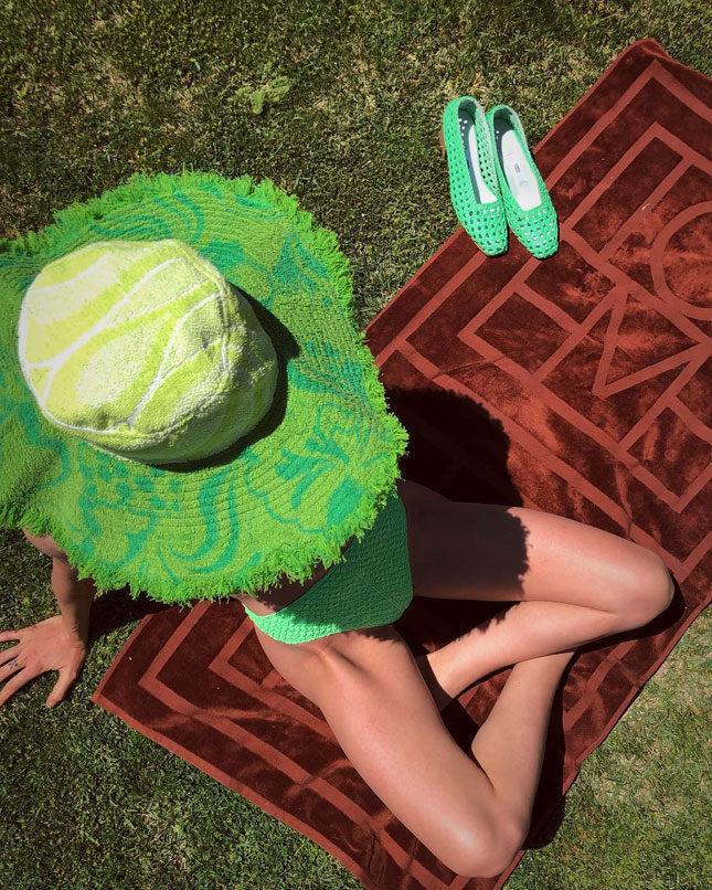 ����� �����: Rave Review