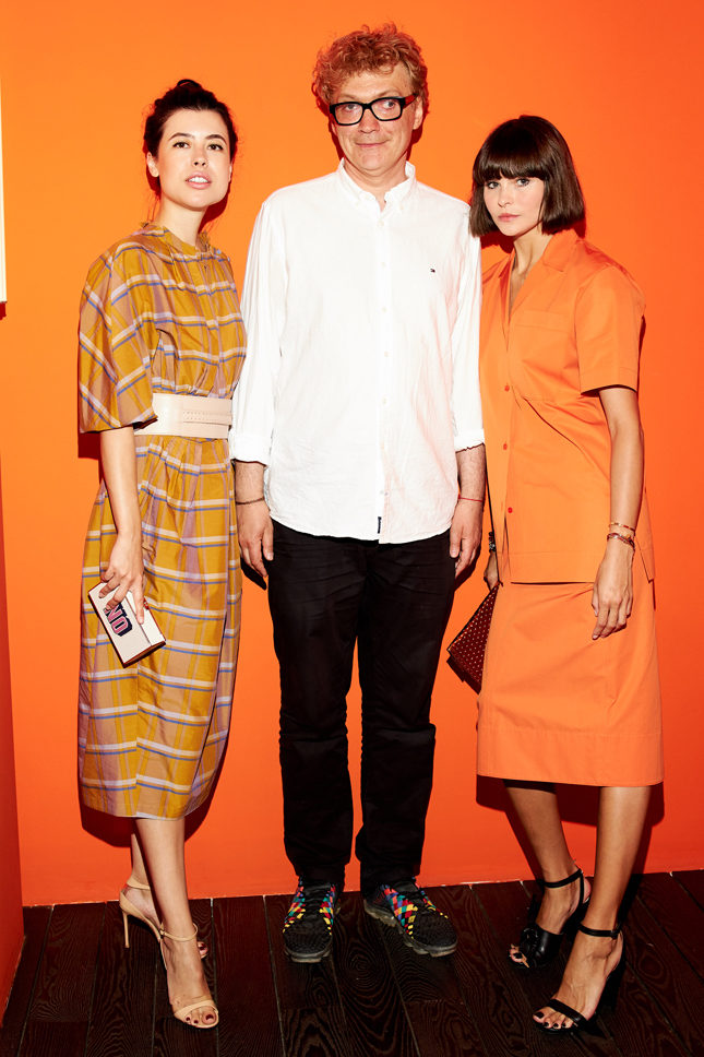 ����� ������ ����� ������������ � �������